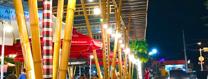 Food Court is one of Bali Food Festival.