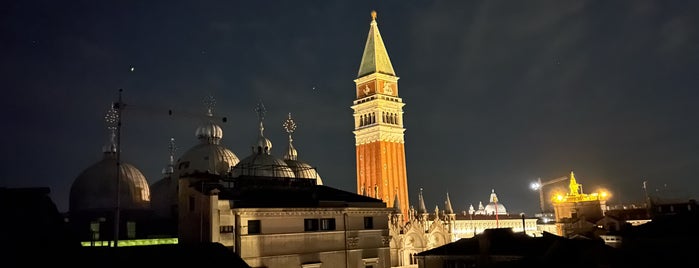 Hotel Doná Palace is one of ❤️ Venice.