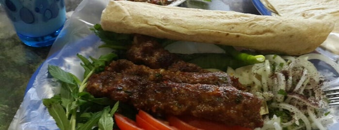 Dostlar Kebap is one of Locais salvos de Firat.