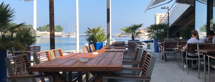 Harbour Cookhouse & Club is one of Lugares favoritos de Stoian.