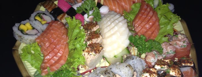 Aiko Sushi is one of Locais curtidos por Felipe.