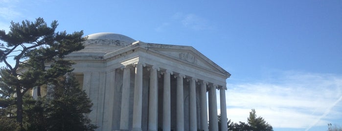 Thomas Jefferson Memorial is one of Washington DC Awesomeness!.