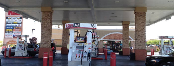 Vons Fuel Station is one of สถานที่ที่ Jose ถูกใจ.