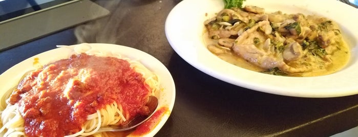 Agostino's Ristorante Italiano is one of Lisaさんのお気に入りスポット.