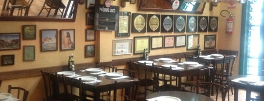Arrumadinho Café Bar is one of Posti che sono piaciuti a Oliva.