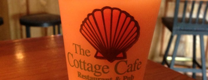 The Cottage Cafe and Bar is one of สถานที่ที่ Kathy ถูกใจ.