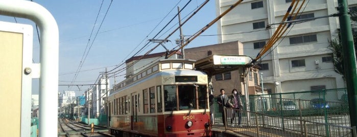 東池袋四丁目停留場 is one of Tokyo Sakura Tram (Toden Arakawa line).
