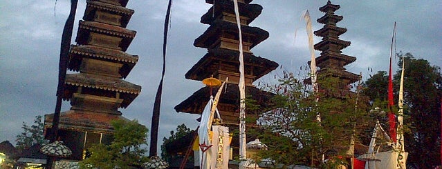 Pura Meru is one of Bali Lombok Gili.
