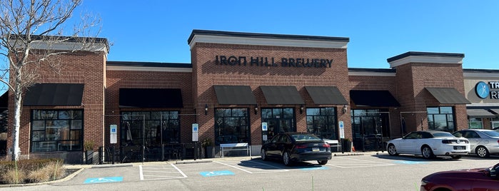 Iron Hill Brewery & Restaurant is one of Horsham.
