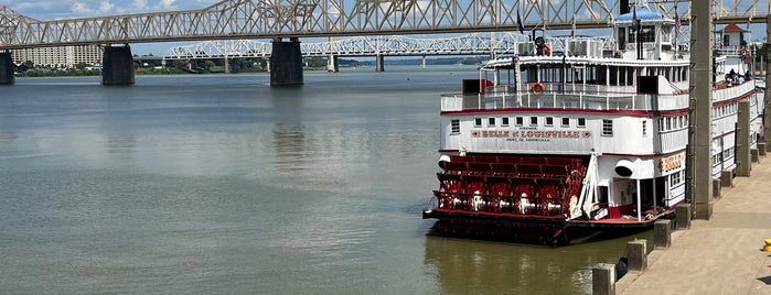 Belle of Louisville is one of Louisville, KY.