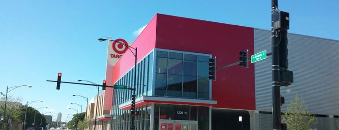 Target is one of สถานที่ที่บันทึกไว้ของ Juan.