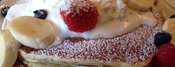 Brooklyn Pancake House is one of Gregさんの保存済みスポット.