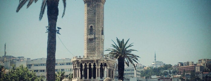 Konak Meydanı is one of İzmir.