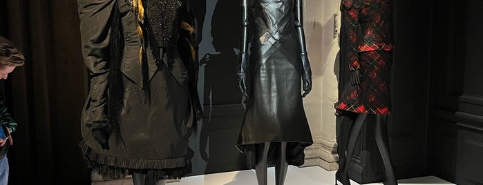 Musée Galliera – Musée de la Mode et du Costume is one of To do list!.