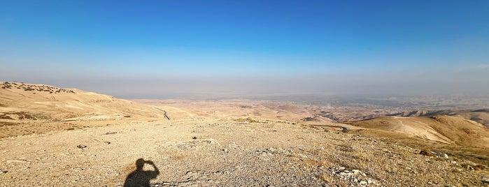Mount Nebo is one of عمان.