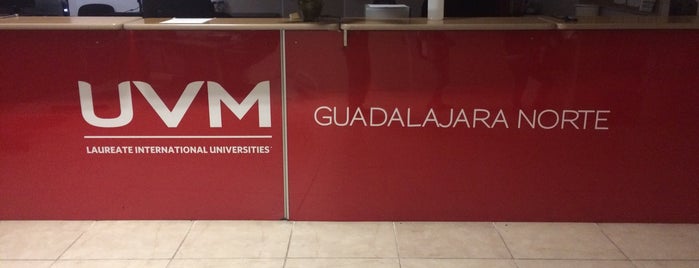 Universidad del Valle de México (UVM Campus Guadalajara Norte) is one of Posti che sono piaciuti a Salvador.