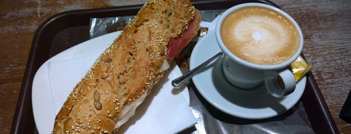 Blat is one of Breakfast and nice cafes in Barcelona.