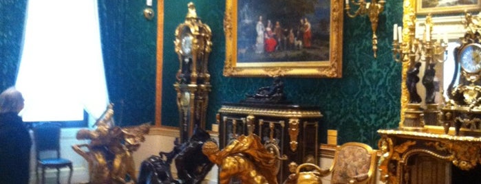 The Wallace Collection is one of London's Art Galleries.