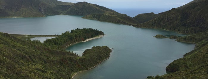 Lagoa do Fogo is one of SãoMiguel.