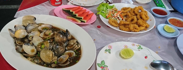 Linda Seafood is one of Tai.