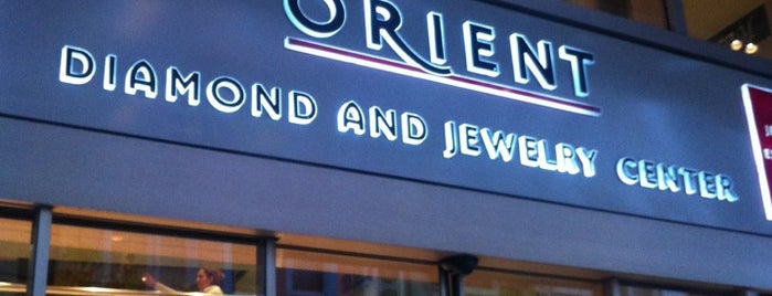 Orient Bazaar is one of สถานที่ที่ Karla ถูกใจ.
