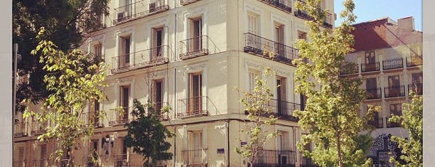 Bulevar is one of Madrid.
