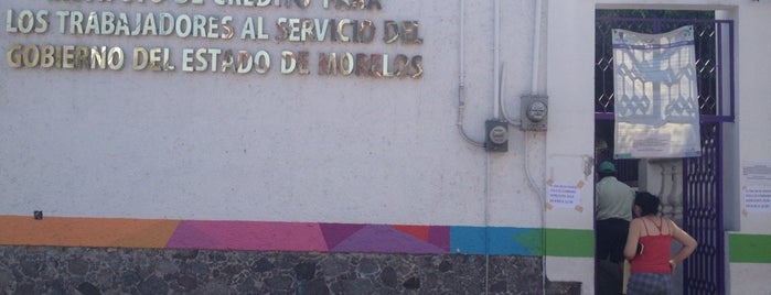 Delegacion De Movilidad Y Transportes De Xochitepec is one of สถานที่ที่ Mijail ถูกใจ.