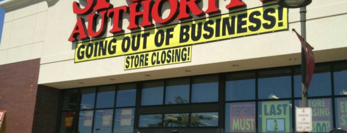 Sports Authority is one of Amanda's Saved Places.
