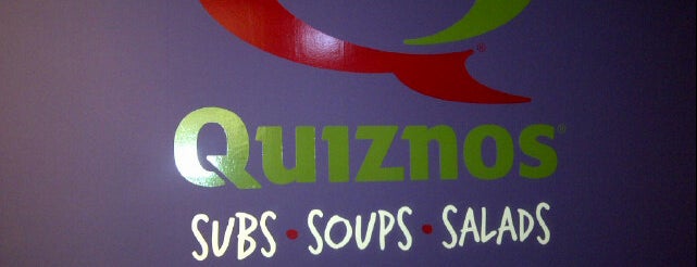 Quiznos is one of Lugares favoritos de Emma.
