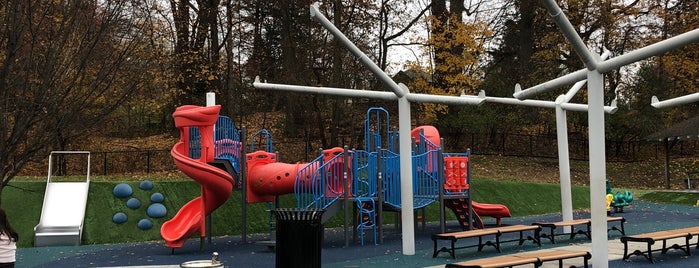 Verona Park Playground is one of ProgramasNJersey.