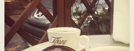 Tiffany Café is one of Lugares guardados de gibutino.