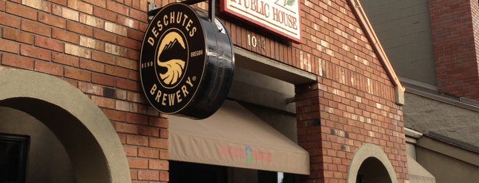 Deschutes Brewery Bend Public House is one of road tripping for Oregon beer.