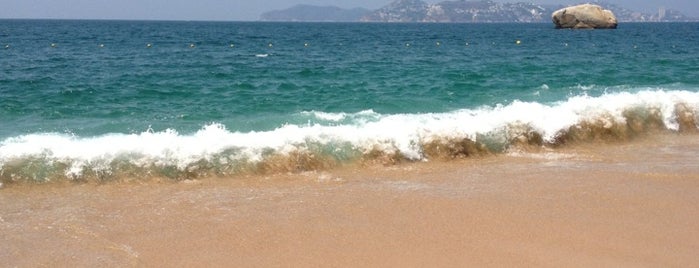 Playa - Beach is one of Tempat yang Disukai Rocio.