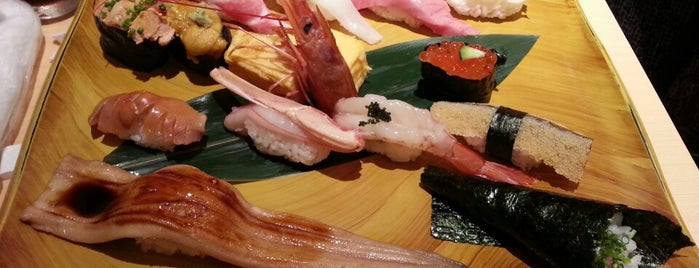 Umegaoka Sushi no Midori is one of Tokyo food.