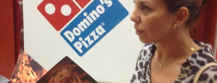 Domino's Pizza is one of Comes e bebes.