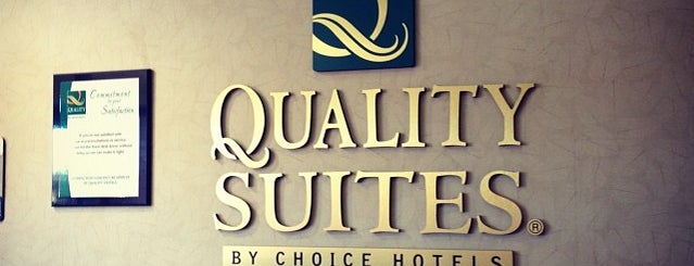 Quality Inn is one of สถานที่ที่ Stacy ถูกใจ.