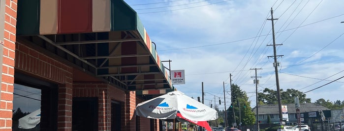 Sinnott's 'Lil Cooperstown Pub & Grill is one of Neighborhood.