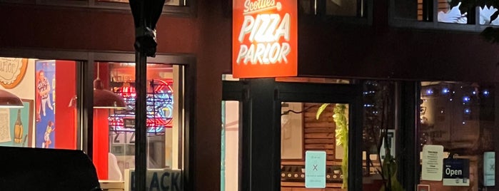 Scottie's Pizza Parlor is one of Portlandia.