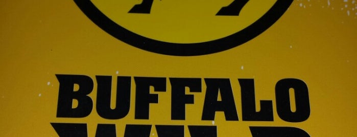 Buffalo Wild Wings is one of Locais curtidos por Ferdinand.