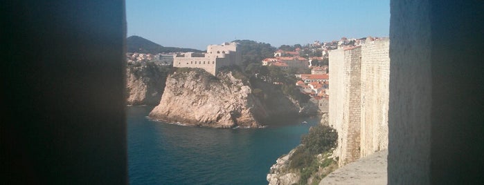Dubrovačke gradske zidine is one of Dubrovnik Favorites.