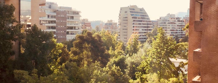 Hotel Kennedy is one of Sebastian'ın Beğendiği Mekanlar.