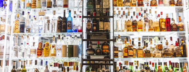 Von's 1000Spirits Gustobistro is one of Dicas de Thrillist.