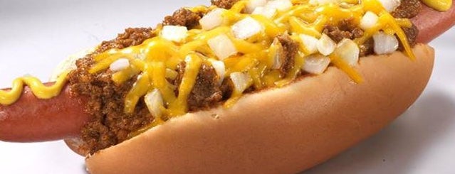 Pink's Hot Dogs is one of คำแนะนำของ Thrillist.