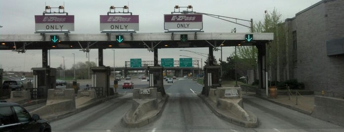 NJ Turnpike Northern Division is one of Tempat yang Disukai Lizzie.