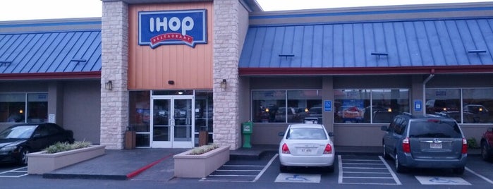 IHOP is one of Ricardoさんのお気に入りスポット.