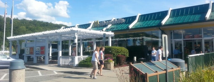 Ramapo Travel Plaza - Southbound is one of Sara’s Liked Places.