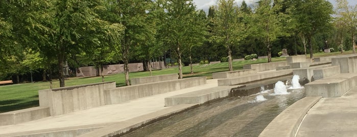 Korean War Memorial is one of OREGON.