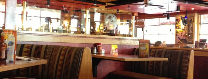 Red Robin Gourmet Burgers and Brews is one of Places I've Eaten.