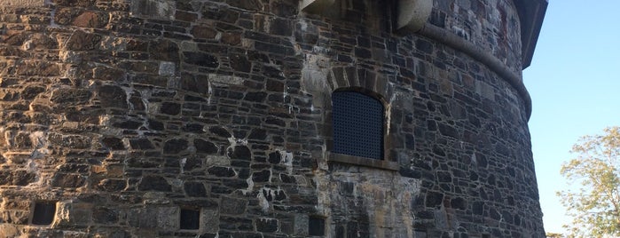 Prince of Wales Tower is one of สถานที่ที่บันทึกไว้ของ Kimmie.