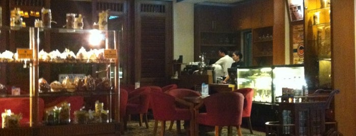 LC Lounge is one of Mustafaさんのお気に入りスポット.